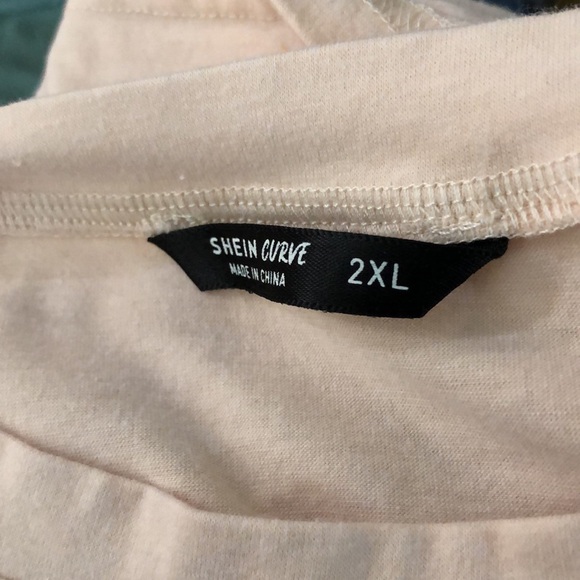 BUNDLE OF 2….Womens short sleeve tshirts, great condition, both 2XL - Picture 4 of 7